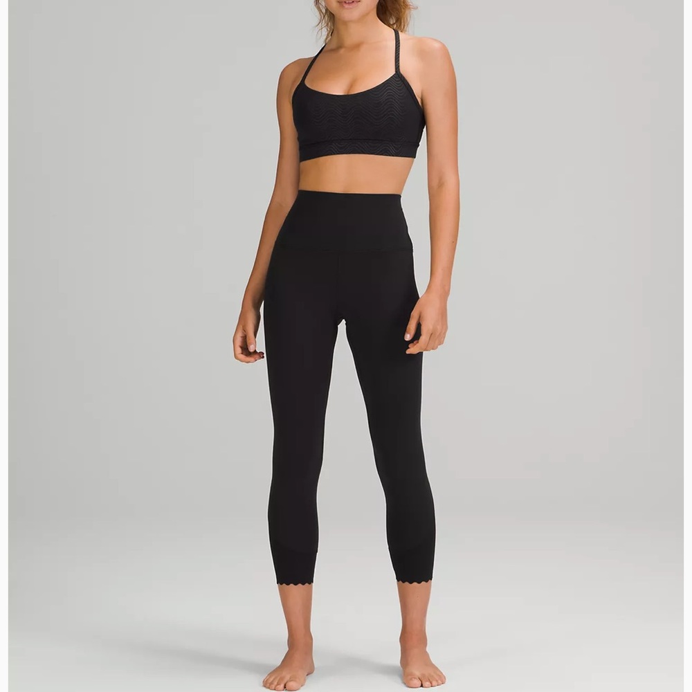 Lululemon High Rise Scalloped Aligns